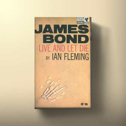 Designed by Raymond Hawkey, and published by PAN in 1965.